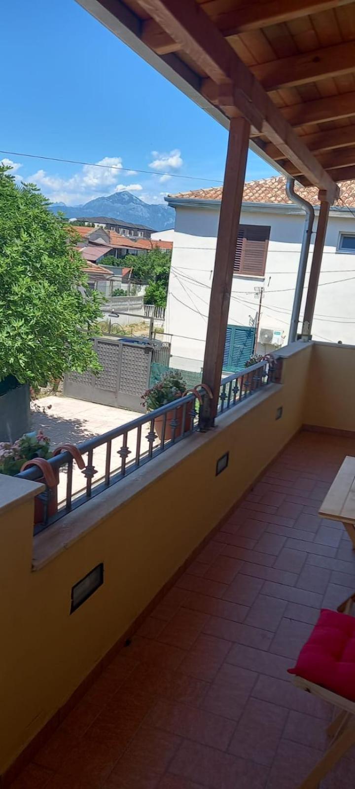 ShkodërViola'S House公寓 外观 照片